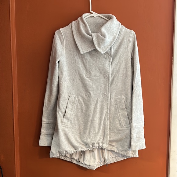 Lululemon Jacket - Picture 5 of 12